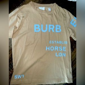 New without tags boys Burberry Tshirt 10Y